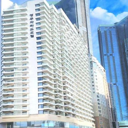 Busan Yeongmu Parade Hotel Haeundae Beach Exterior photo