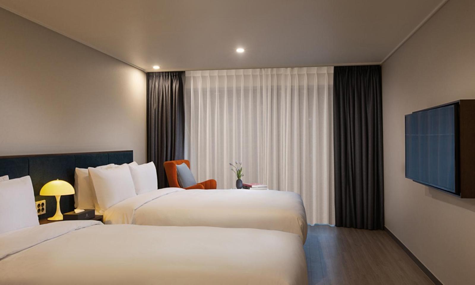 Busan Yeongmu Parade Hotel Haeundae Beach Exterior photo