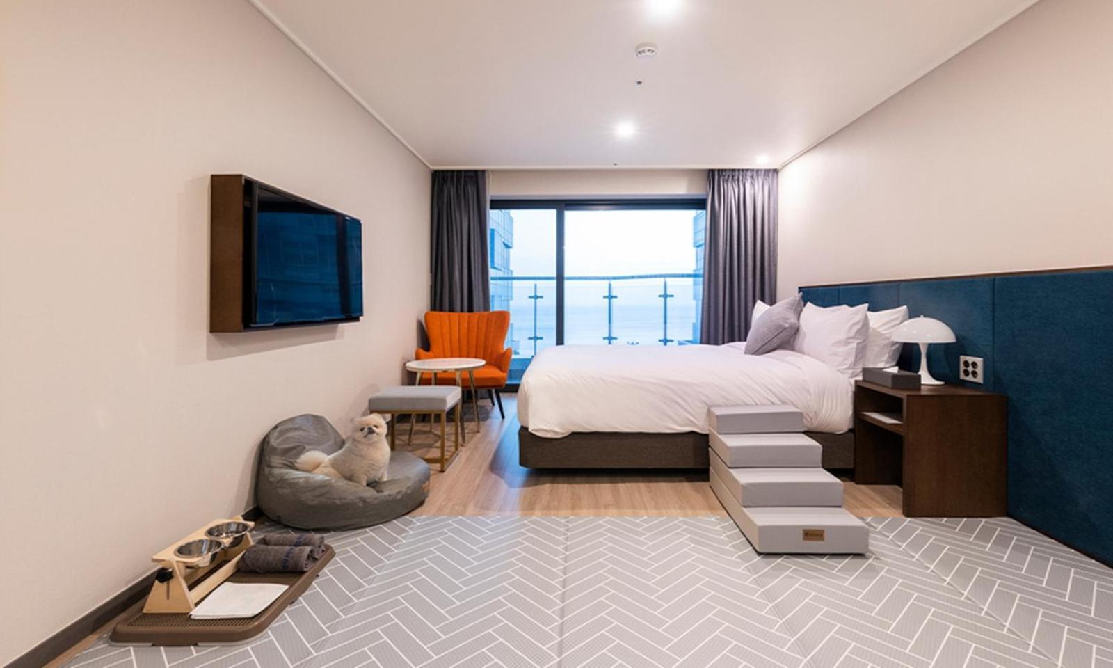 Busan Yeongmu Parade Hotel Haeundae Beach Exterior photo