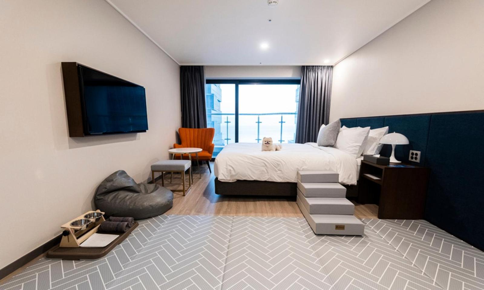 Busan Yeongmu Parade Hotel Haeundae Beach Exterior photo