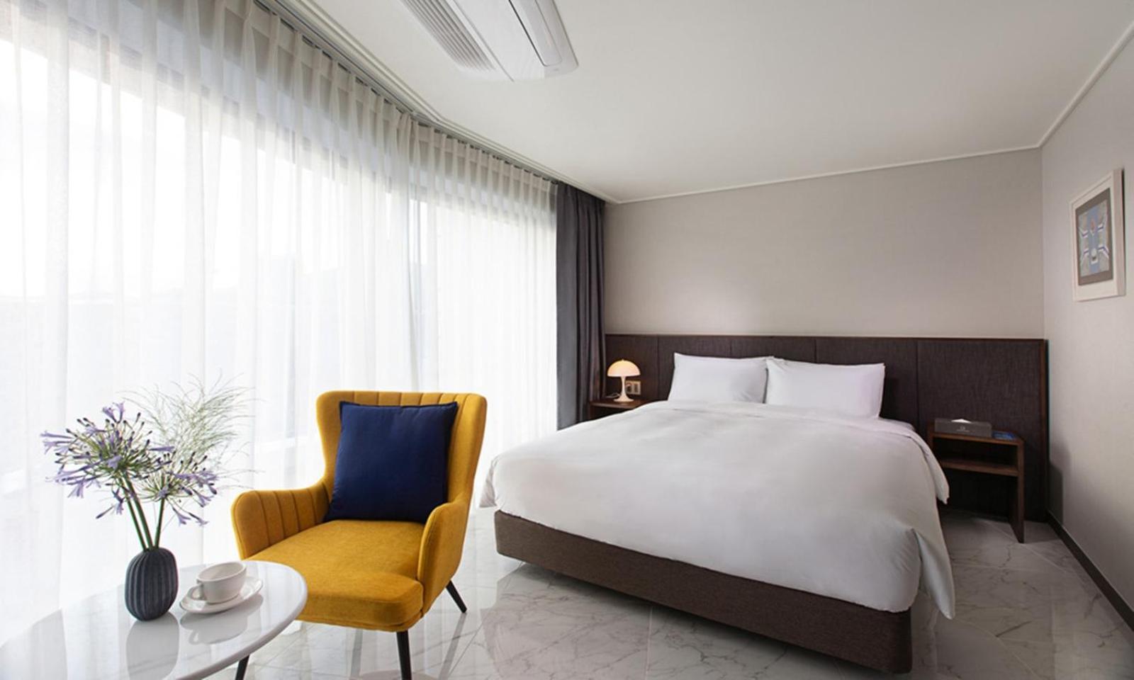 Busan Yeongmu Parade Hotel Haeundae Beach Exterior photo
